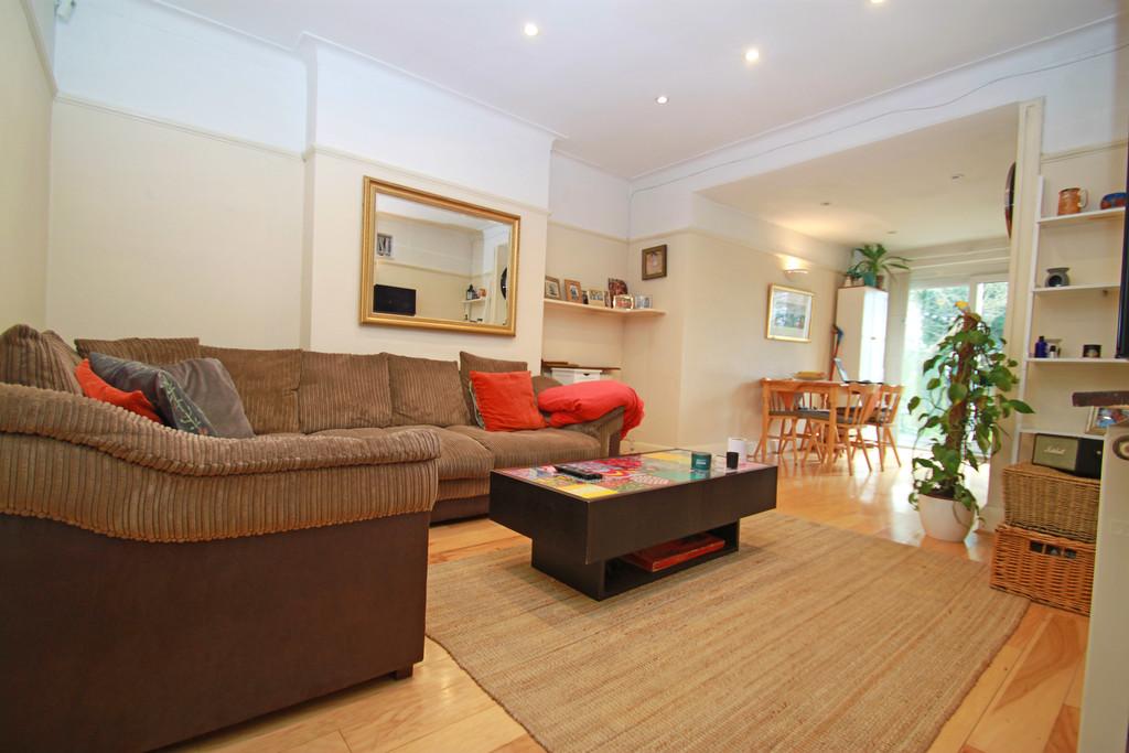 Lichfield Grove, Finchley Central, N3 100ft+ GARDEN 2 bed ground floor flat to rent £1,650