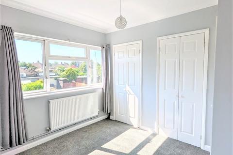 18a Erith Crescent, Romford, RM5 3JJ