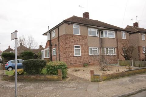 18a Erith Crescent, Romford, RM5 3JJ