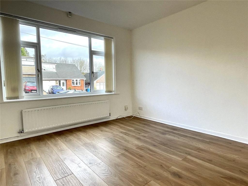 Trent Road, Shaw, OL2 3 bed terraced house £900 pcm (£208 pw)