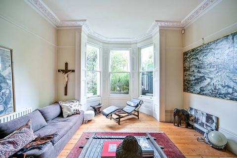 17 Grove Crescent, Kingston Upon Thames, KT1 2DD