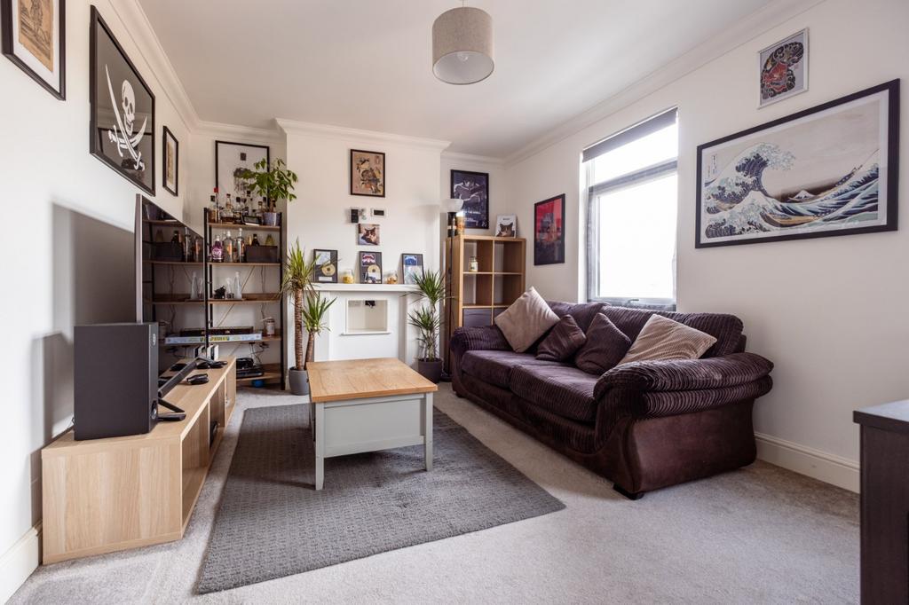 Dartford Road, West Dartford, DA1 1 bed apartment for sale £210,000