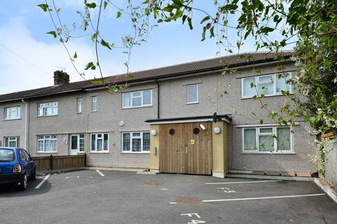 Flat 2, 97 Western Road, Mitcham, CR4 3EE