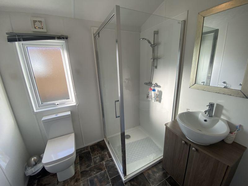 En Suite Shower Room