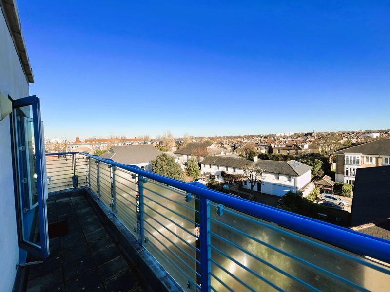 Lumiere Court Balham High Road Balham SW17 7BQ 2 bed apartment for sale