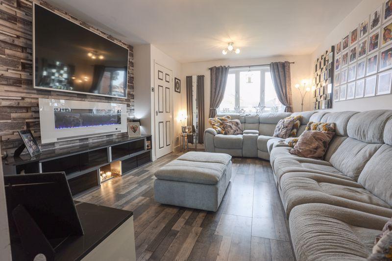Evesham Close, Boldon Colliery 3 bed detached house £265,000
