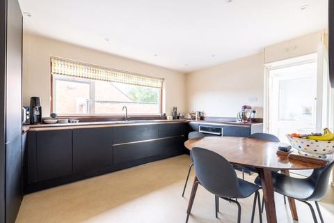5 Fourways Close, Castle Cary, BA7 7JF