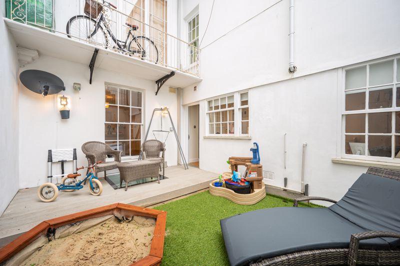 Garden Courtyard