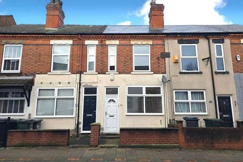 2 bedroom terraced house to rent, St Albans Road, Arnold, Nottingham, NG5 6GW