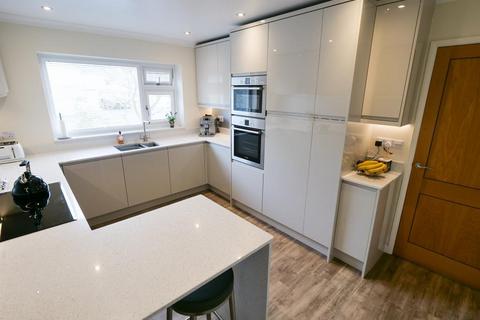 18 Langdale Crest, Storth, Milnthorpe, LA7 7JG