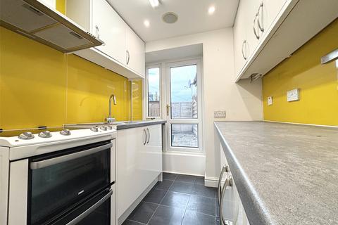 3 bedroom terraced house to rent, Lansdown Road, Bude, EX23