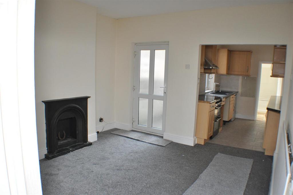 Beech Street, BurtonOnTrent 3 bed terraced house for sale £137,500