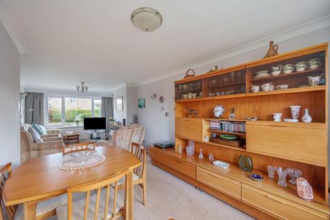 2 Hayton Drive, Wetherby, LS22 6RW