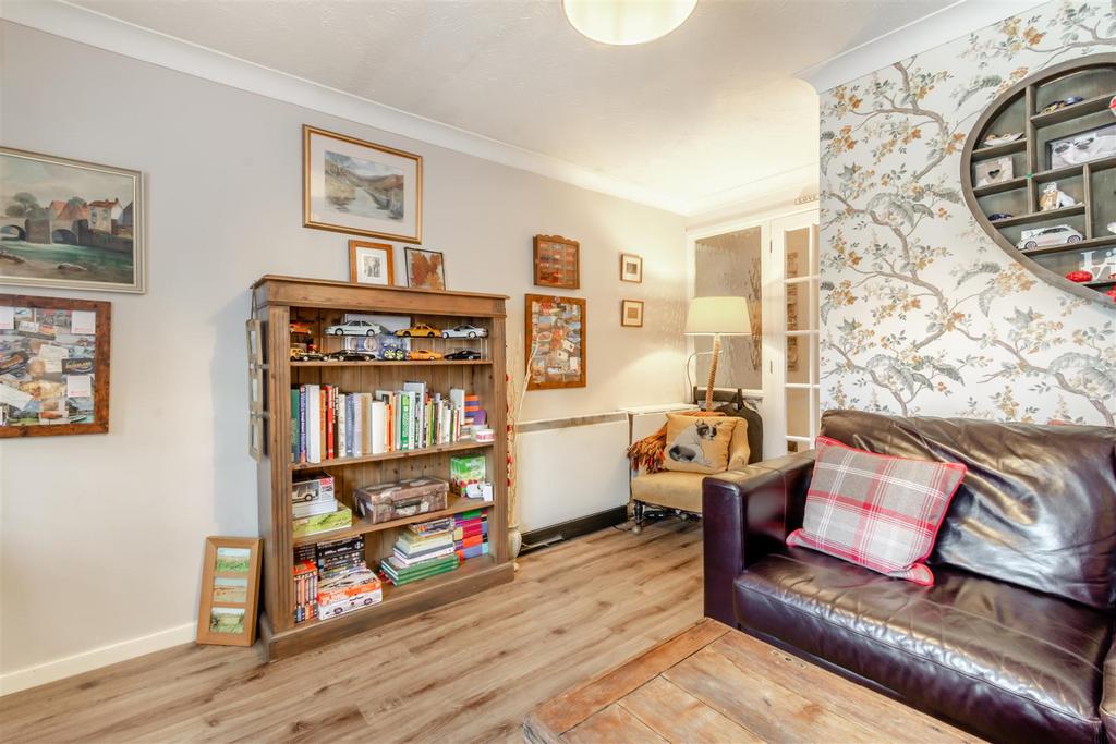 8537356-interior03.jpg