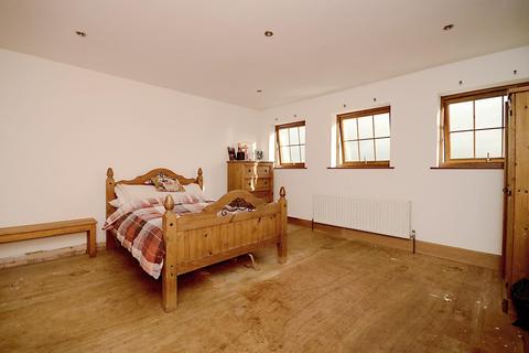 125 Cross Hill, Ecclesfield, Sheffield, S35 9YS