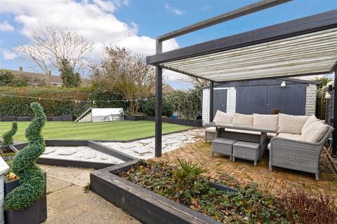 110 Boxgrove, Goring By Sea, Worthing, BN12 6LX