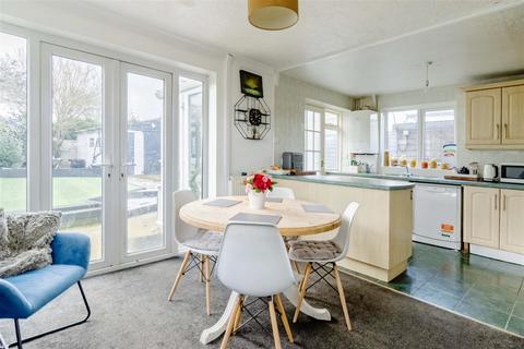 110 Boxgrove, Goring By Sea, Worthing, BN12 6LX