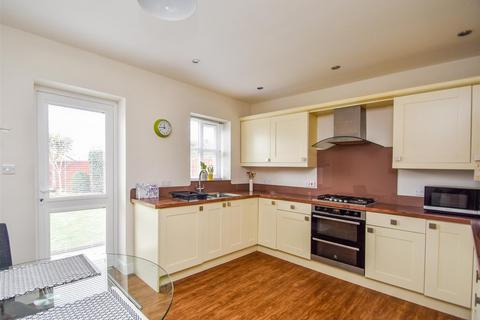 14 Berkeley Close, Wolverhampton, WV6 7RX