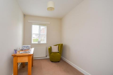 14 Berkeley Close, Wolverhampton, WV6 7RX