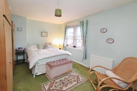 3 bedroom semi-detached house for sale - Hareleeshill Road, Larkhall