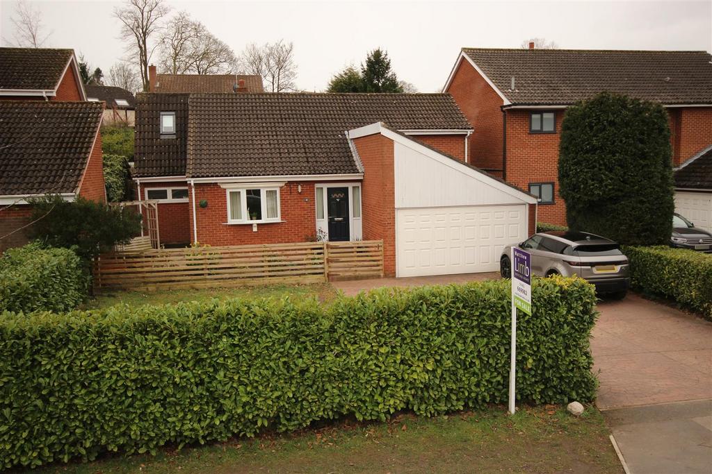 Stockbridge Road, Elloughton 5 bed detached house for sale £399,950