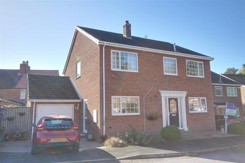 4 bedroom detached house for sale, Denmark Rise, North Cave