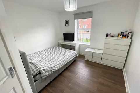 2 bedroom apartment for sale, St. Mawgan Street Kingsway, Quedgeley, Gloucester