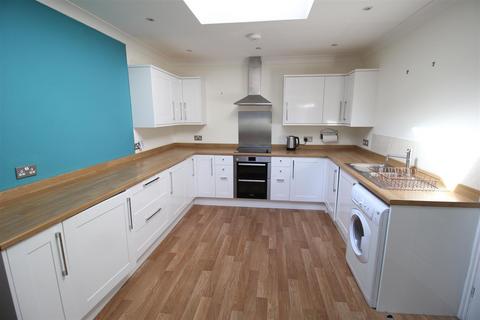 44 Portway Crescent, Epsom, KT17 1SX