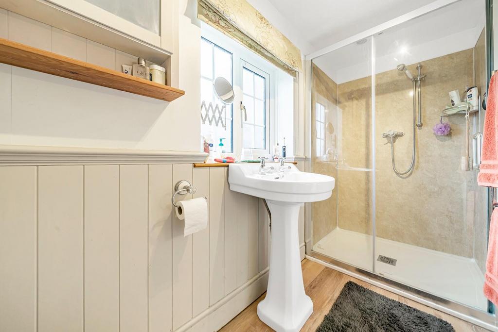 En suite shower room