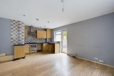 51a Farley Road, South Croydon, CR2 8DB