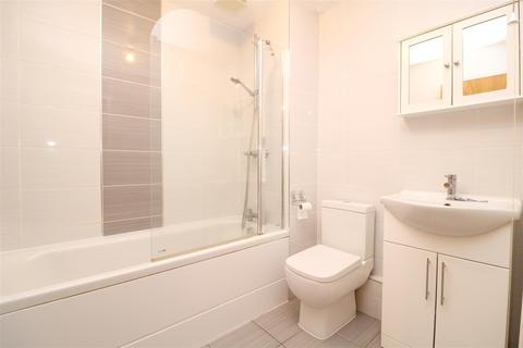 10 Tyssen Mead, Boreham, Chelmsford, CM3 3HX