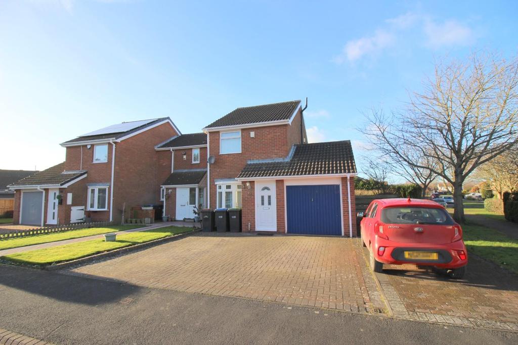 Melbeck Drive, Ouston, Chester Le Street 2 bed end of terrace house £