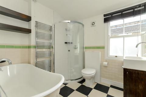 18 Lavers Road, London, N16 0DT