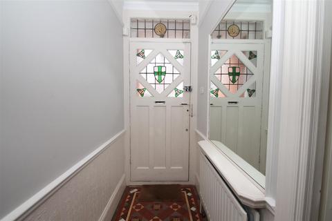 164 New River Crescent, London, N13 5RJ