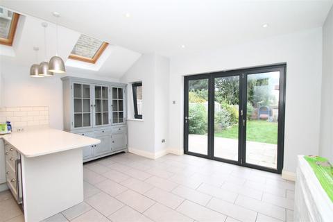 164 New River Crescent, London, N13 5RJ