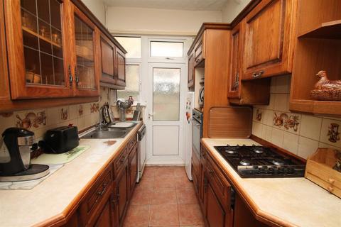 3 bedroom house for sale - Lancaster Road, New Southgate N11