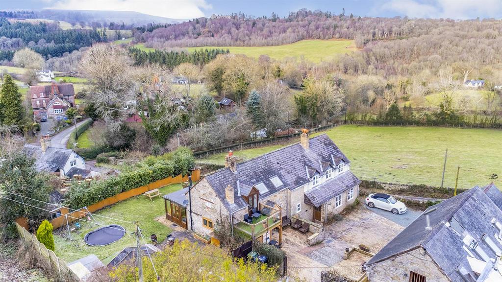 Bronygarth 4 bed detached house £650,000