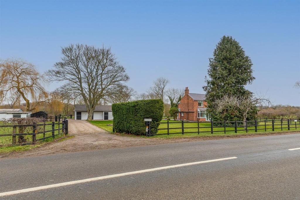 Springfield, Gaddesby Lane, Ashby Folville, Leicestershire, LE14 4 bed