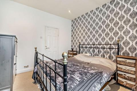 26 Birch Grove, Harrogate, HG1 4HR