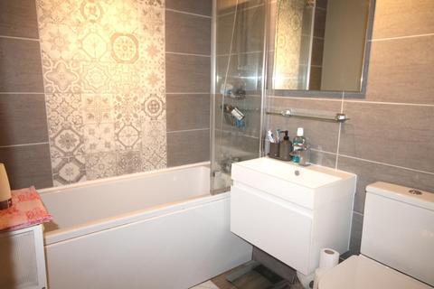 81 Bramham Drive, Harrogate, HG3 2TZ