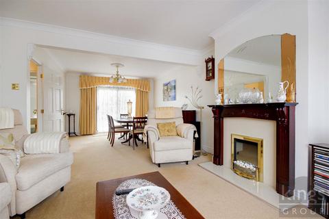 3 bedroom terraced house for sale - Northfield Road, Enfield