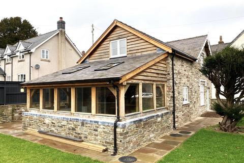 4 bedroom house to rent, Bridge Street, Clun, Craven Arms