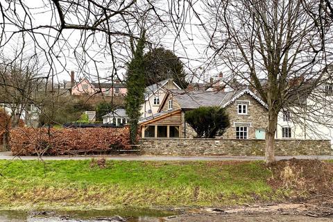 4 bedroom house to rent, Bridge Street, Clun, Craven Arms