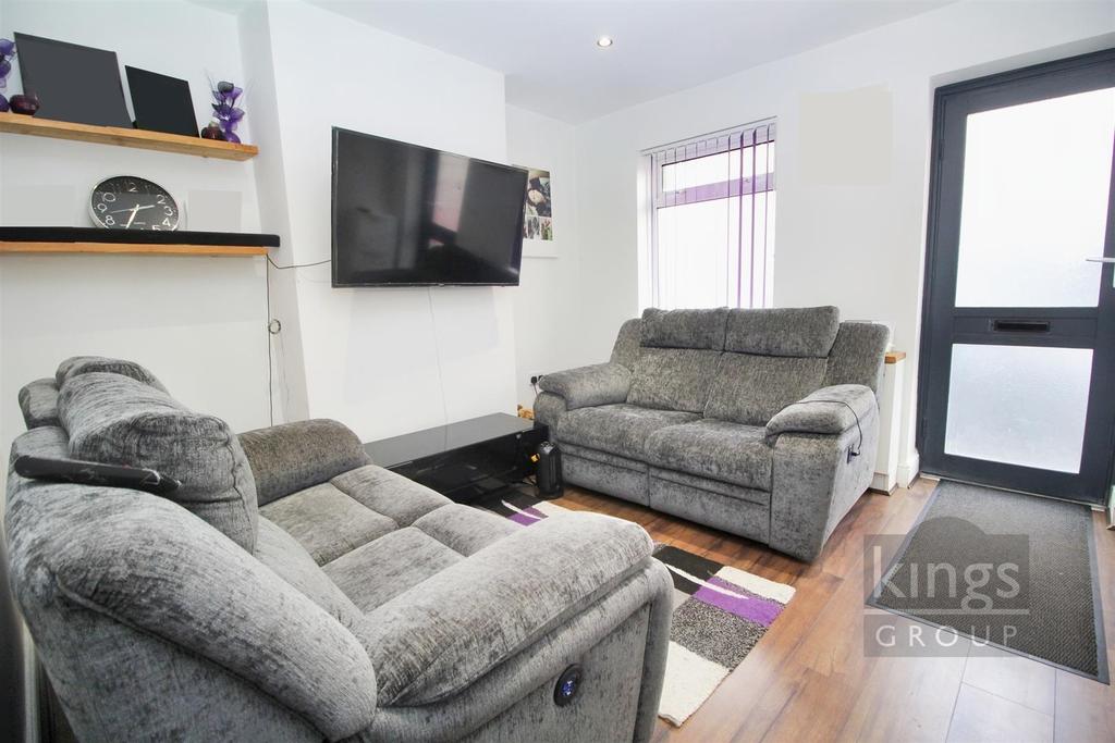 Park Lane, Waltham Cross 2 bed terraced house £339,995