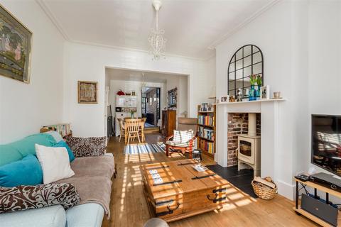 24 Bates Road, Brighton, BN1 6PG