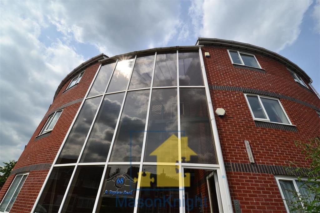 St. Stephens Court, Selly Oak... 4 bed apartment £1,746 pcm (£403 pw)