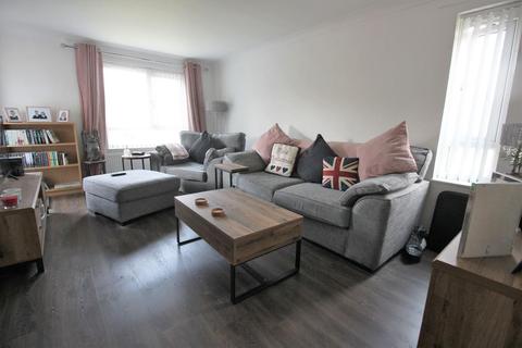 20 Hasler Close, London, SE28 8LA