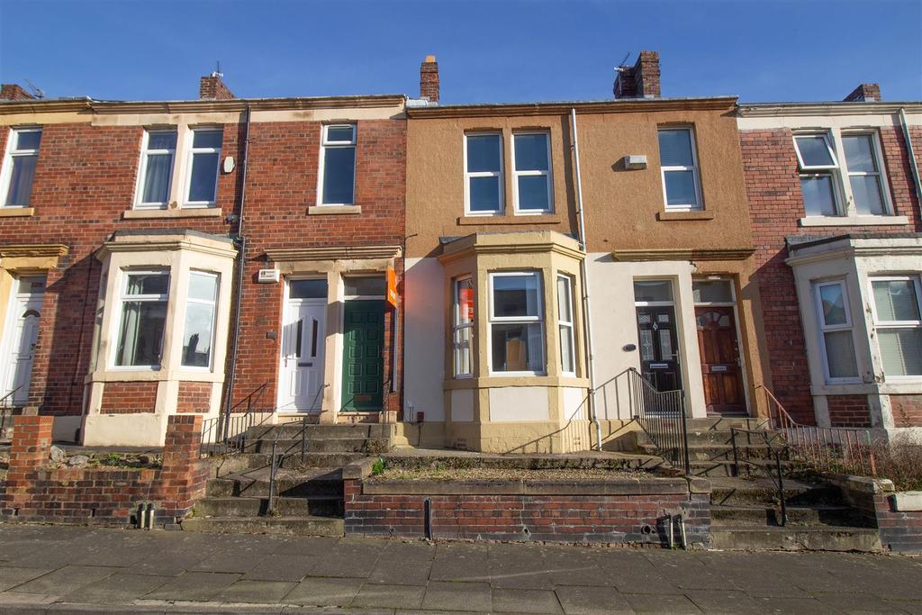Windsor Avenue, Gateshead 3 bed flat £550 pcm (£127 pw)