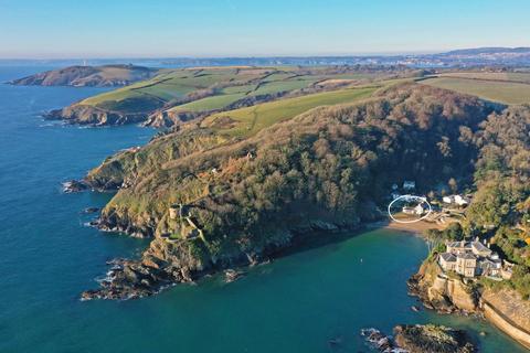 3 bedroom character property for sale, St. Catherines Cove, Fowey