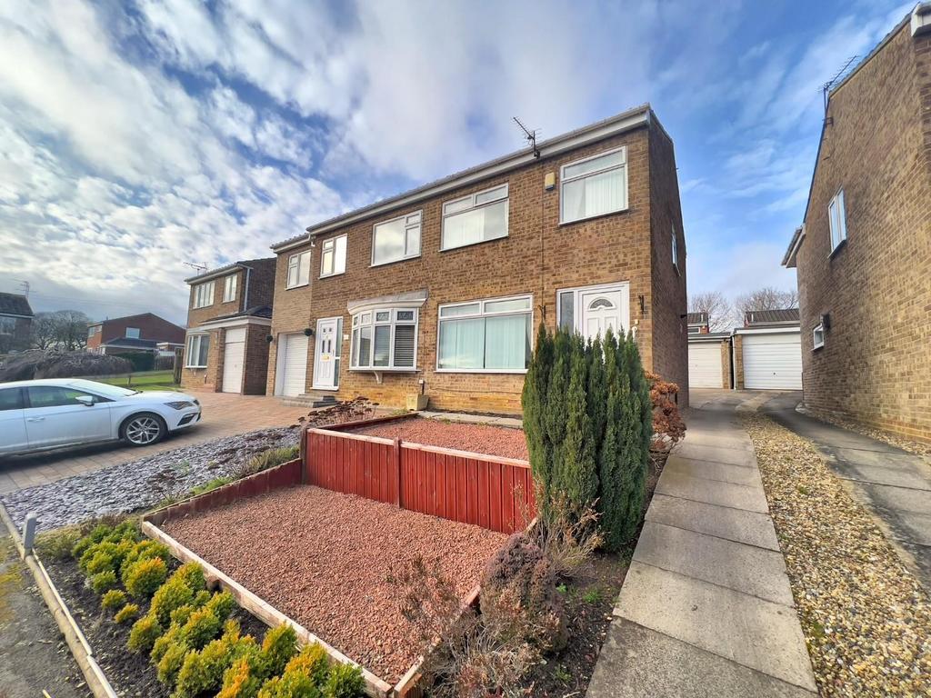 Alfreton Close, Brandon, Durham 2 bed semidetached house £107,500